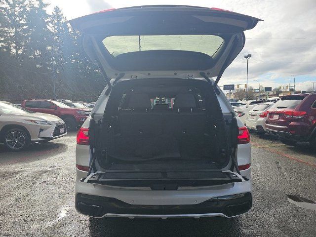 2020 BMW X7 M50i Sports Activity Vehicle - 23093110 - 10