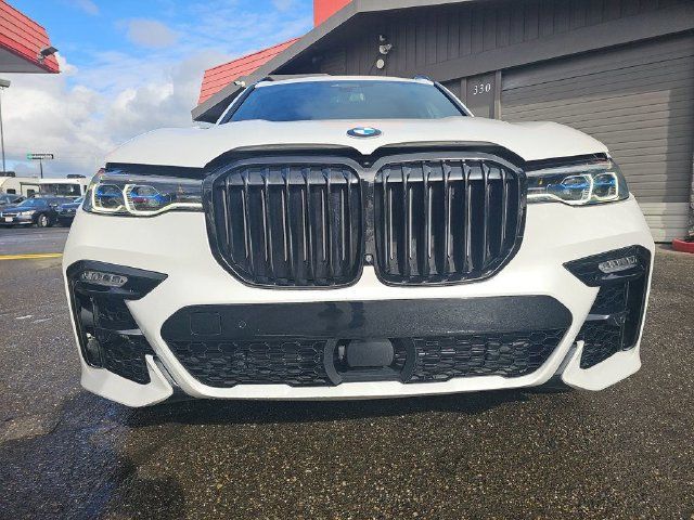 2020 BMW X7 M50i Sports Activity Vehicle - 23093110 - 20