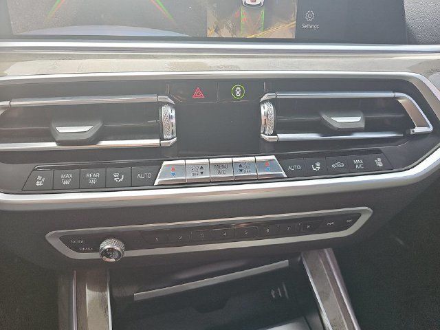 2020 BMW X7 M50i Sports Activity Vehicle - 23093110 - 30