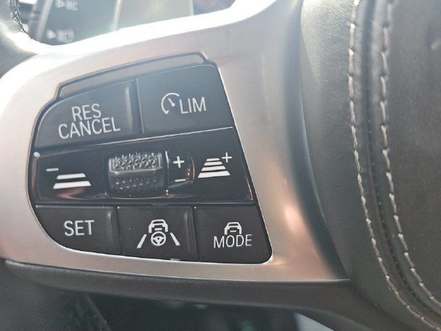2020 BMW X7 M50i Sports Activity Vehicle - 23093110 - 31