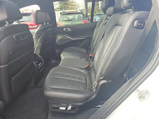 2020 BMW X7 M50i Sports Activity Vehicle - 23093110 - 34