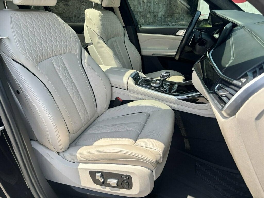 2020 BMW X7 M50i Sports Activity Vehicle - 23067068 - 11