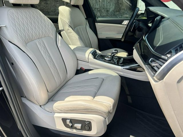 2020 BMW X7 M50i Sports Activity Vehicle - 23067068 - 11