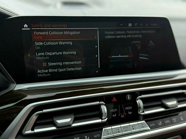 2020 BMW X7 M50i Sports Activity Vehicle - 23001909 - 28