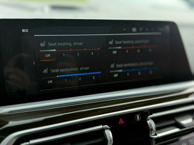 2020 BMW X7 M50i Sports Activity Vehicle - 23001909 - 29