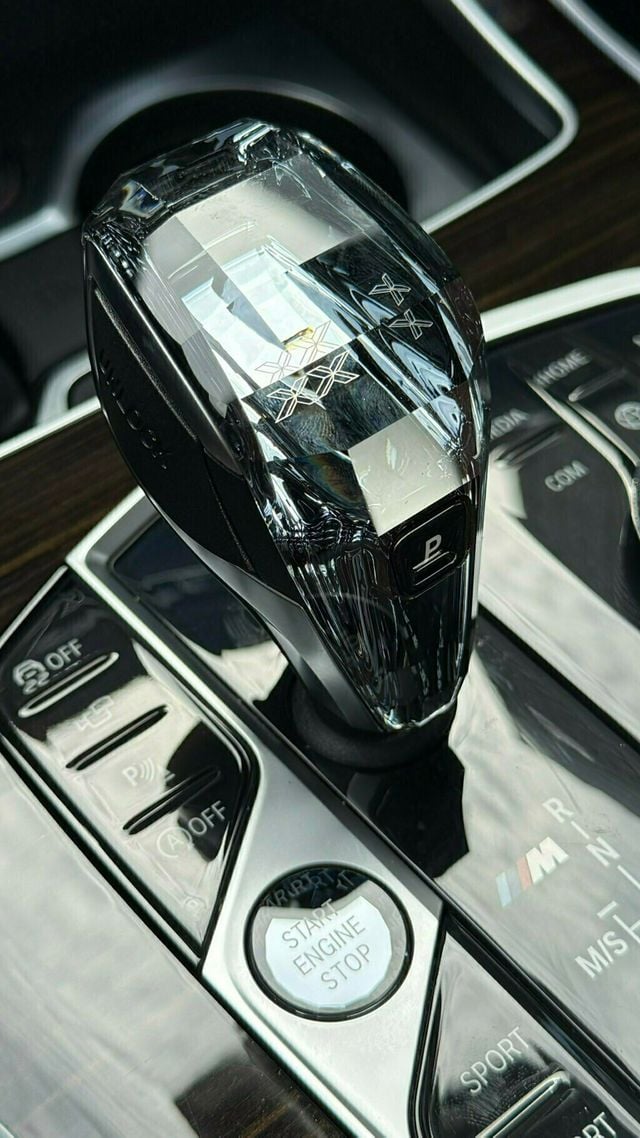 2020 BMW X7 M50i Sports Activity Vehicle - 23001909 - 33