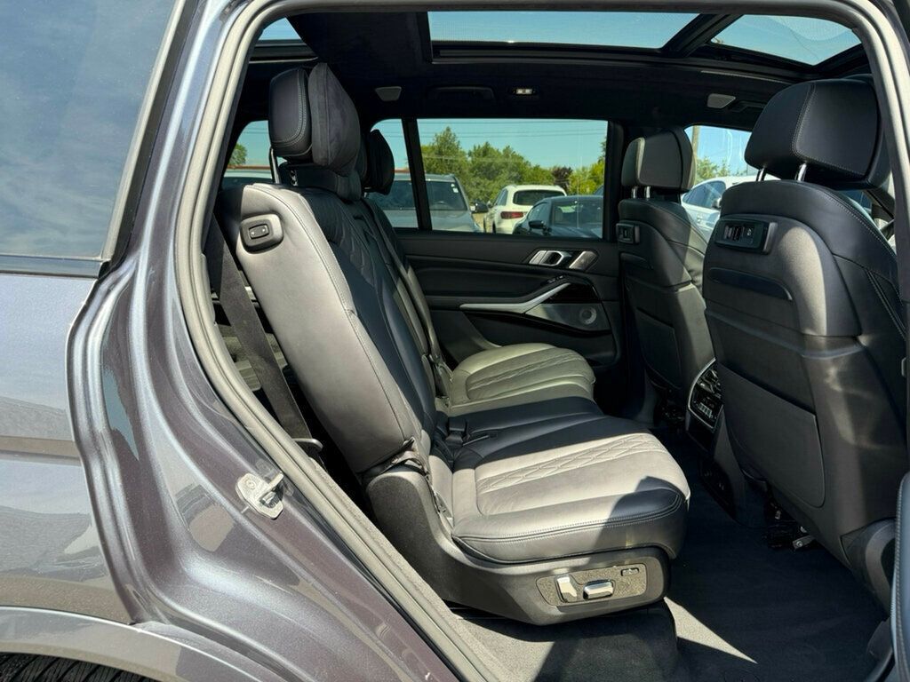 2020 BMW X7 M50i Sports Activity Vehicle - 23021752 - 16