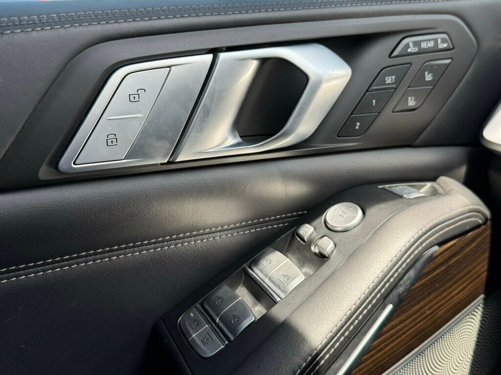 2020 BMW X7 M50i Sports Activity Vehicle - 23021752 - 50