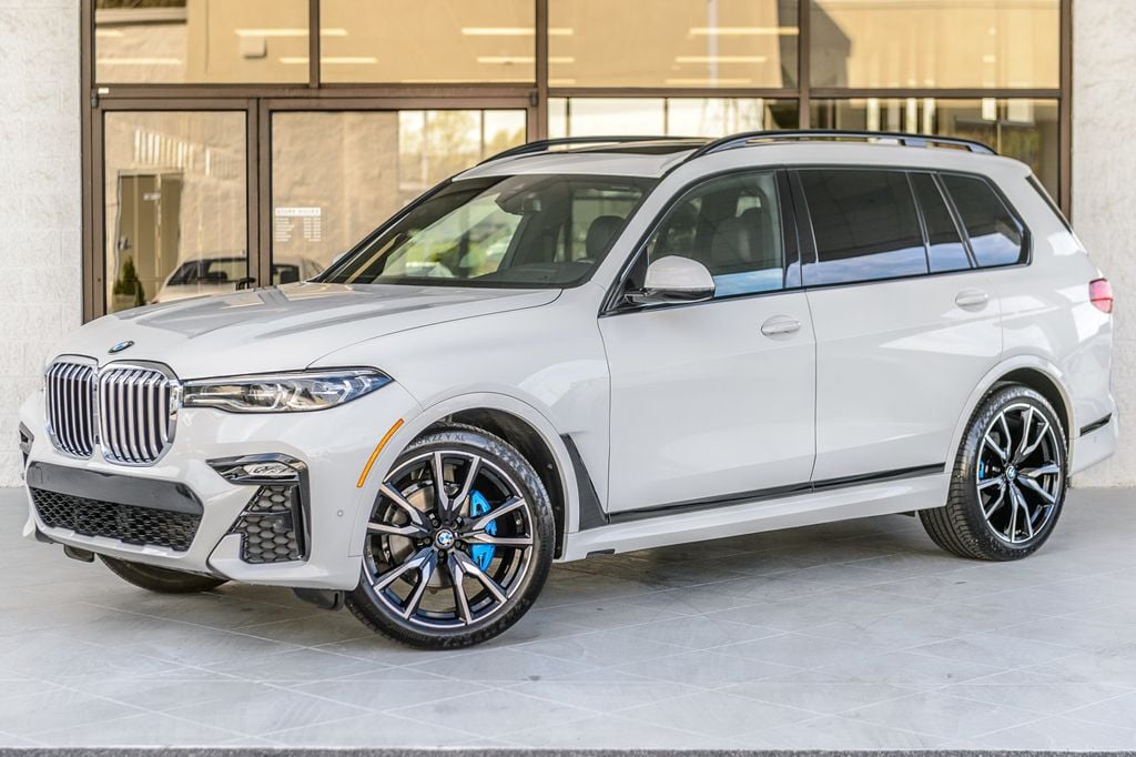 2020 BMW X7 M SPORT - NAV - PANO ROOF - THIRD ROW - ONE OWNER - GORGEOUS - 22376437 - 1