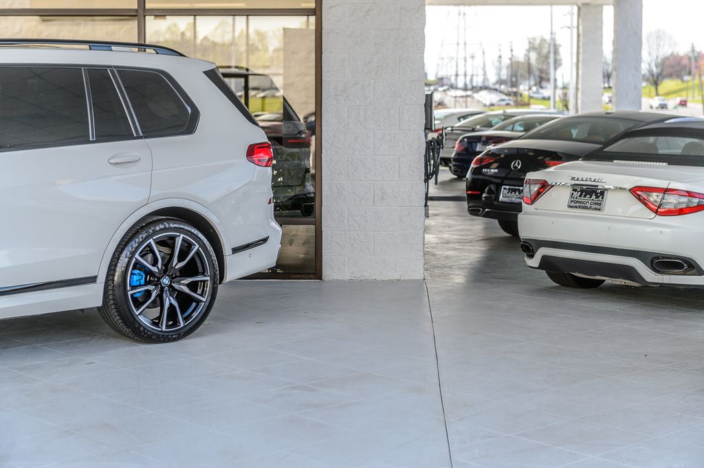 2020 BMW X7 M SPORT - NAV - PANO ROOF - THIRD ROW - ONE OWNER - GORGEOUS - 22376437 - 64