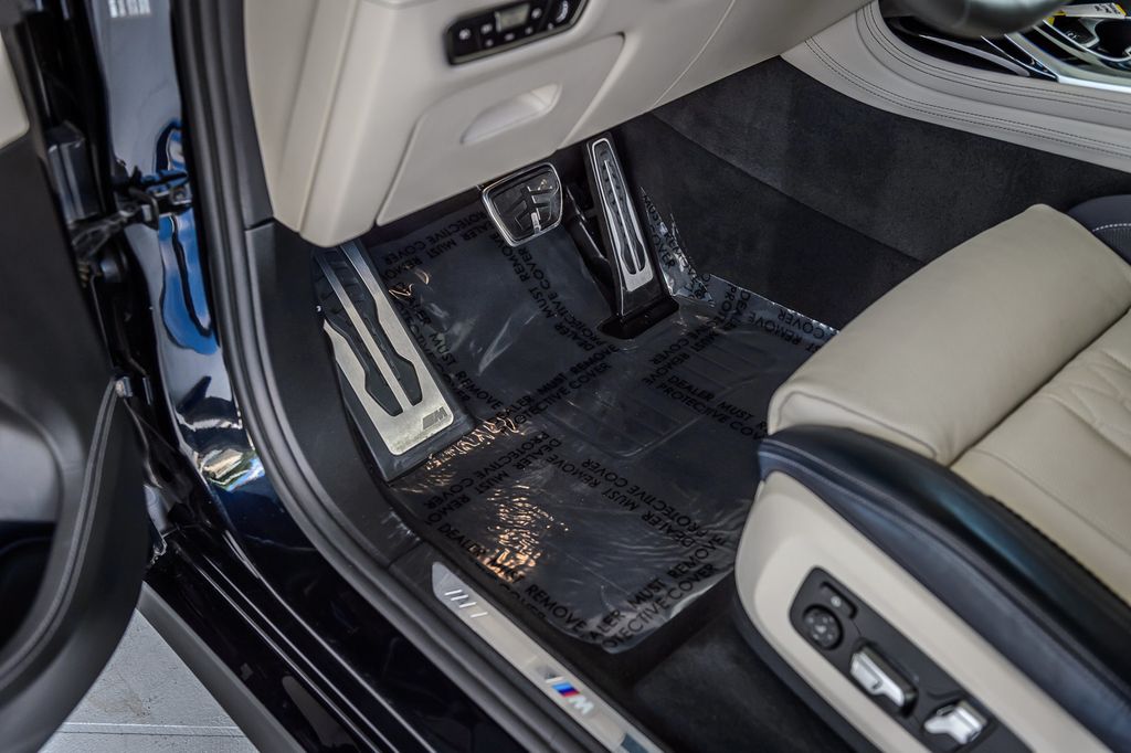 2020 BMW X7 X7 40i xDRIVE M SPORT INDIVIDUAL TWO TONE INTERIOR LOADED MINT - 23061823 - 39