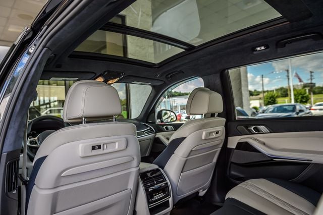 2020 BMW X7 X7 40i xDRIVE M SPORT INDIVIDUAL TWO TONE INTERIOR LOADED MINT - 23061823 - 40