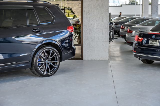 2020 BMW X7 X7 40i xDRIVE M SPORT INDIVIDUAL TWO TONE INTERIOR LOADED MINT - 23061823 - 62
