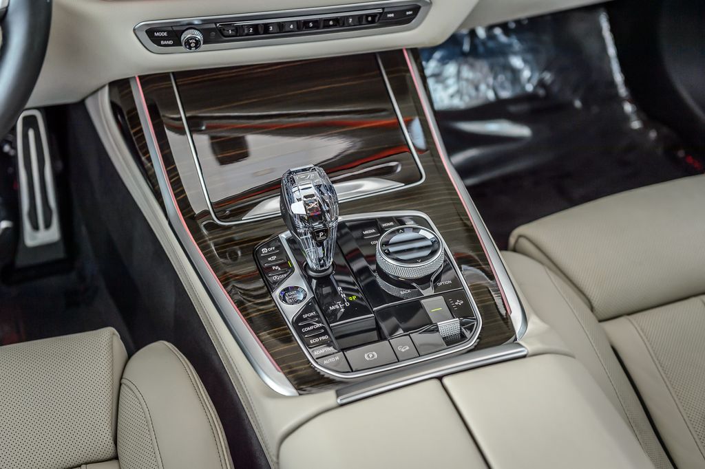 2020 BMW X7 X7 40i xDRIVE M SPORT - THIRD ROW - PANO ROOF - BACKUP CAM  - 22977035 - 31