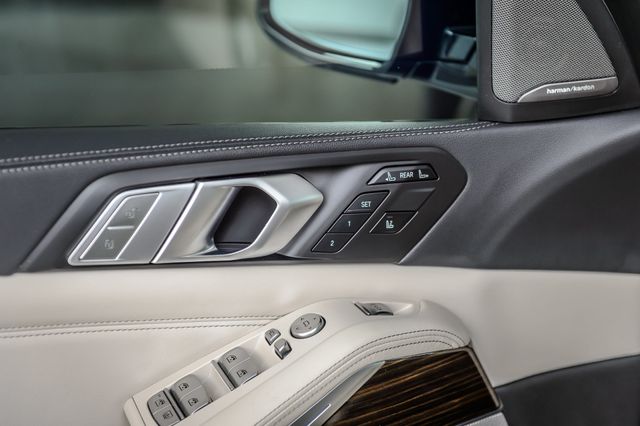 2020 BMW X7 X7 40i xDRIVE M SPORT - THIRD ROW - PANO ROOF - BACKUP CAM  - 22977035 - 52