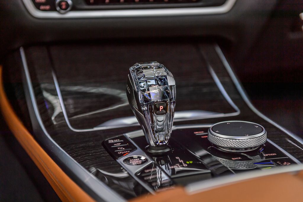 2020 BMW X7 X7 40i xDRIVE M SPORT WHITE ON BROWN NAV PANO ROOF BACKUP CAM - 22977052 - 30