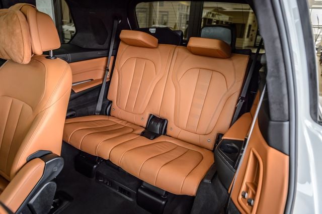 2020 BMW X7 X7 40i xDRIVE M SPORT WHITE ON BROWN NAV PANO ROOF BACKUP CAM - 22977052 - 42