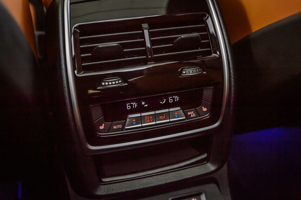 2020 BMW X7 X7 40i xDRIVE M SPORT WHITE ON BROWN NAV PANO ROOF BACKUP CAM - 22977052 - 43