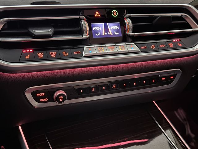 2020 BMW X7 xDrive40i - 22950693 - 37