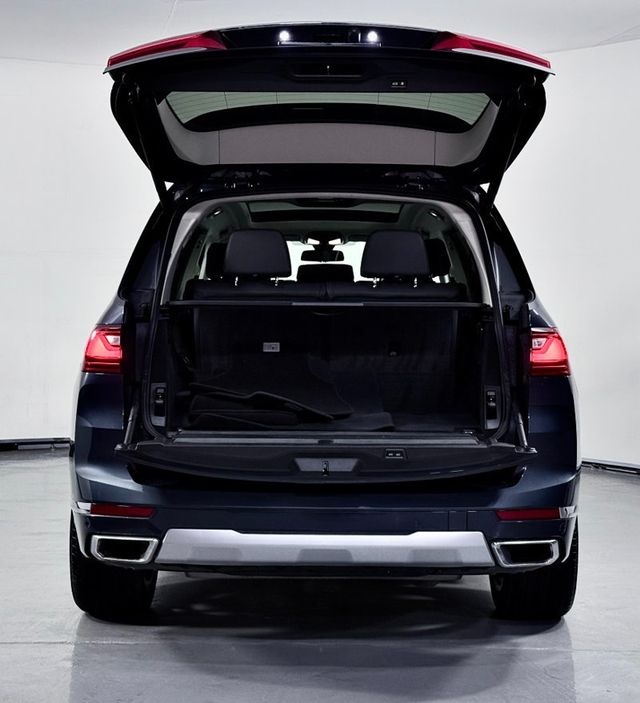 2020 BMW X7 xDrive40i - 22950693 - 51