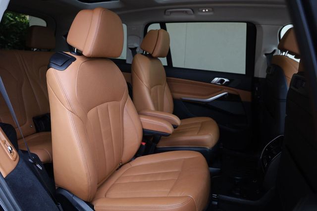 2020 BMW X7 xDrive40i - 23078855 - 26