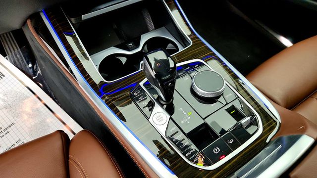2020 BMW X7 xDrive40i SAV w/ Vernasca Leather & Cold Weather Package - 23079174 - 16