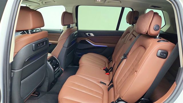 2020 BMW X7 xDrive40i SAV w/ Vernasca Leather & Cold Weather Package - 23079174 - 21