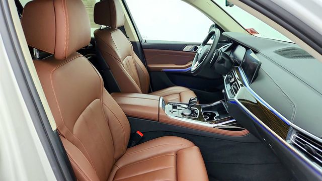 2020 BMW X7 xDrive40i SAV w/ Vernasca Leather & Cold Weather Package - 23079174 - 24