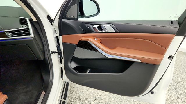 2020 BMW X7 xDrive40i SAV w/ Vernasca Leather & Cold Weather Package - 23079174 - 26