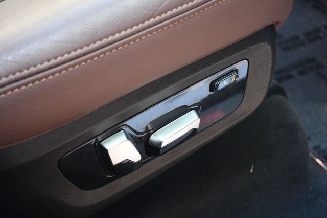 2020 BMW X7 xDrive40i Sports Activity Vehicle - 22986320 - 38