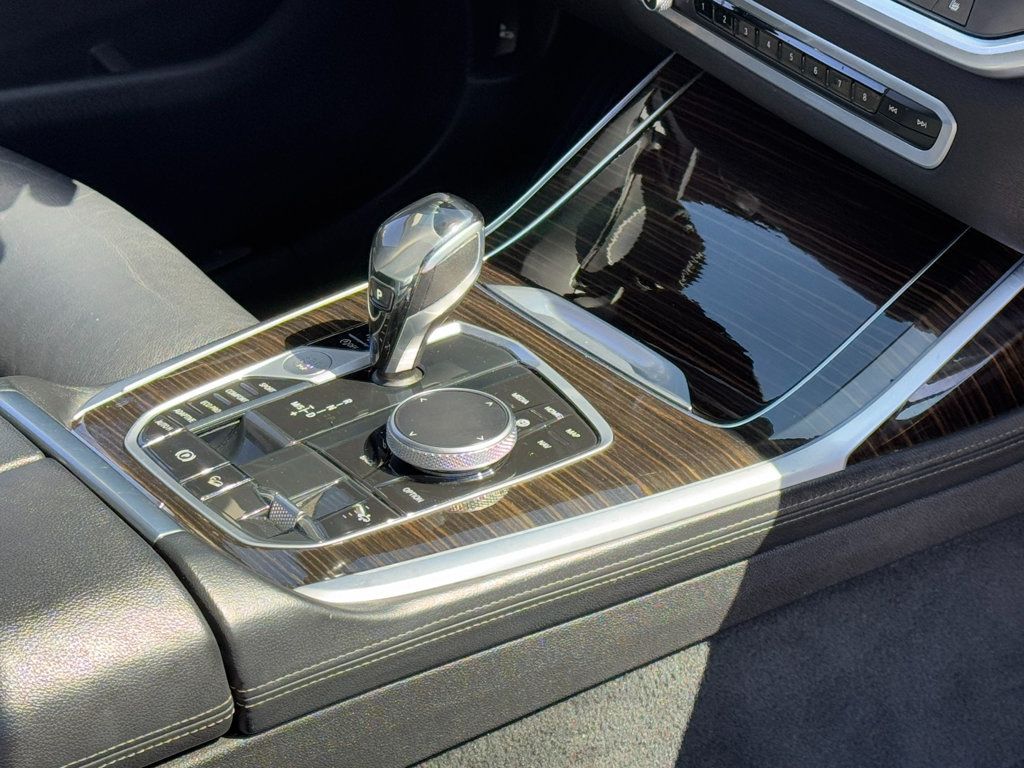 2020 BMW X7 xDrive40i Sports Activity Vehicle - 22784982 - 16