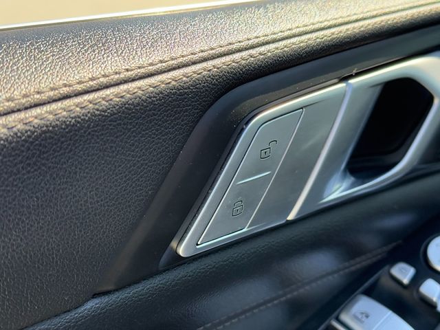 2020 BMW X7 xDrive40i Sports Activity Vehicle - 22784982 - 37