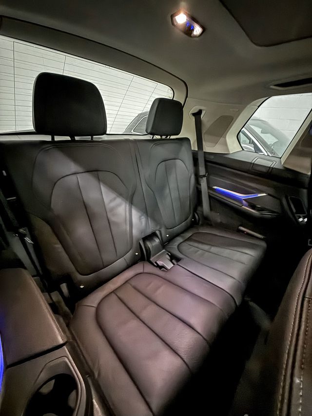 2020 BMW X7 xDrive40i Sports Activity Vehicle - 23099946 - 14