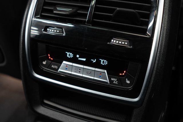 2020 BMW X7 xDrive40i Sports Activity Vehicle - 23099946 - 16
