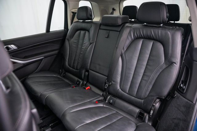 2020 BMW X7 xDrive40i Sports Activity Vehicle - 23037892 - 24