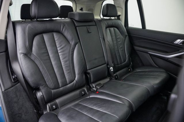 2020 BMW X7 xDrive40i Sports Activity Vehicle - 23037892 - 27