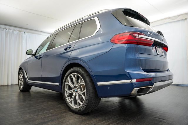 2020 BMW X7 xDrive40i Sports Activity Vehicle - 23037892 - 32