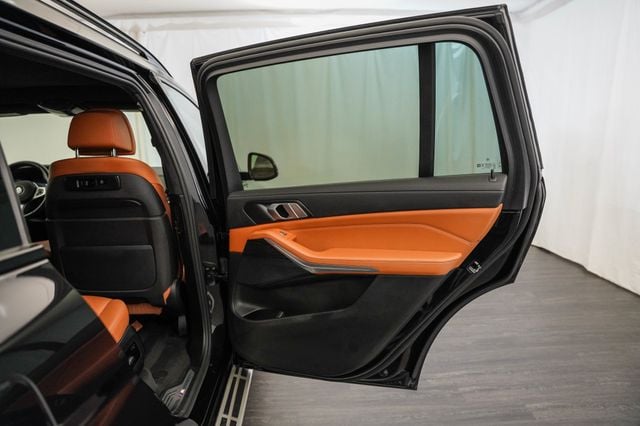2020 BMW X7 xDrive40i Sports Activity Vehicle - 23038399 - 22