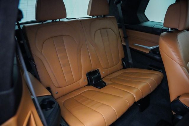 2020 BMW X7 xDrive40i Sports Activity Vehicle - 23038399 - 28