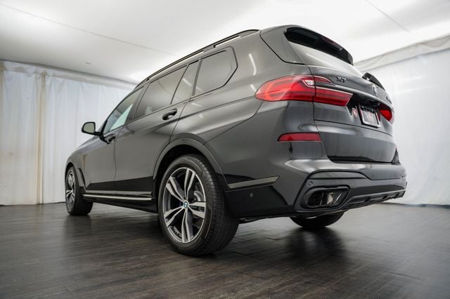 2020 BMW X7 xDrive40i Sports Activity Vehicle - 23038399 - 32