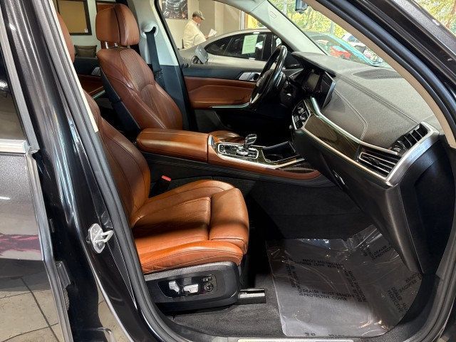 2020 BMW X7 xDrive50i Sports Activity Vehicle - 22941922 - 26