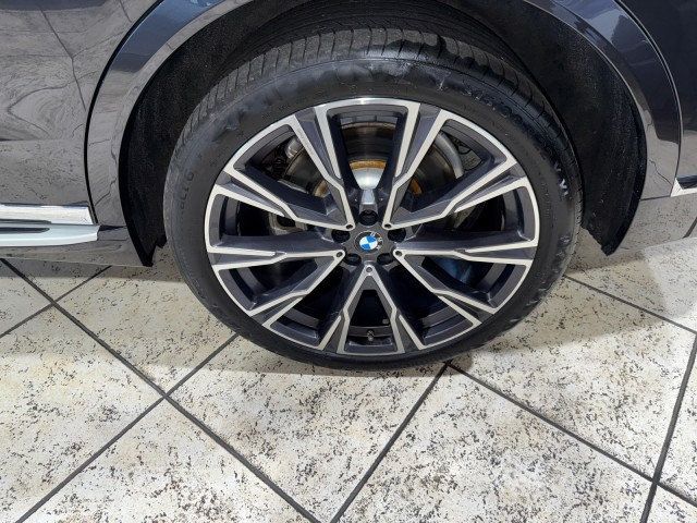 2020 BMW X7 xDrive50i Sports Activity Vehicle - 22941922 - 7