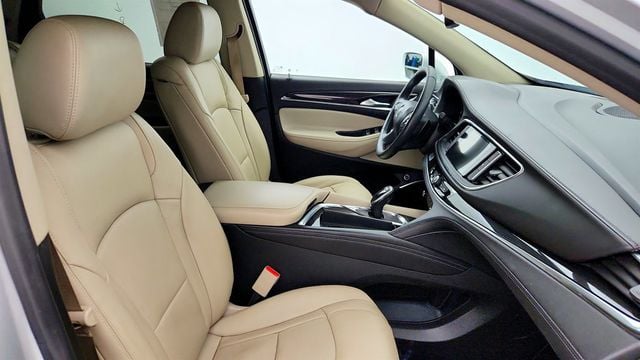 2020 Buick Enclave 4dr Essence Sport Touring Edition - 23012897 - 24