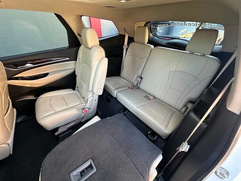 2020 Buick Enclave AWD 4dr Essence - 22879039 - 27