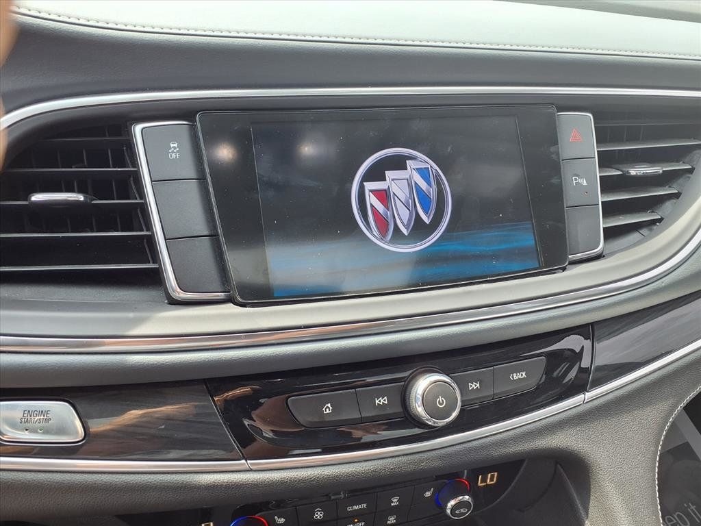 2020 Buick Enclave FWD 4dr Essence - 22917564 - 13