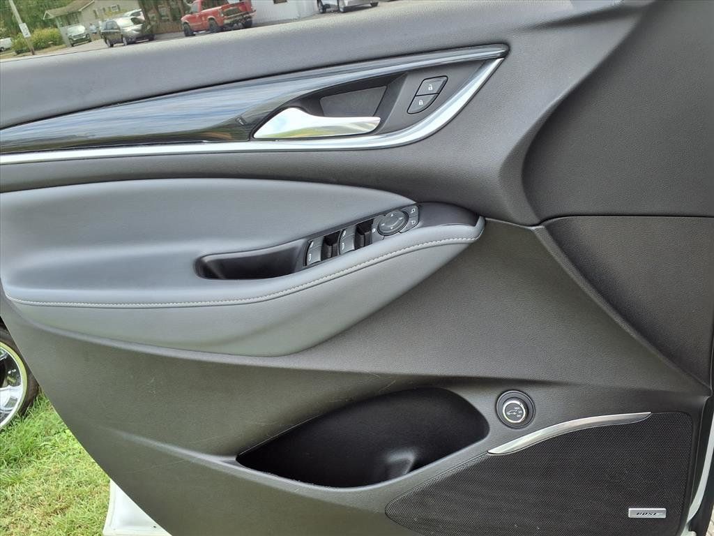 2020 Buick Enclave FWD 4dr Essence - 22917564 - 17