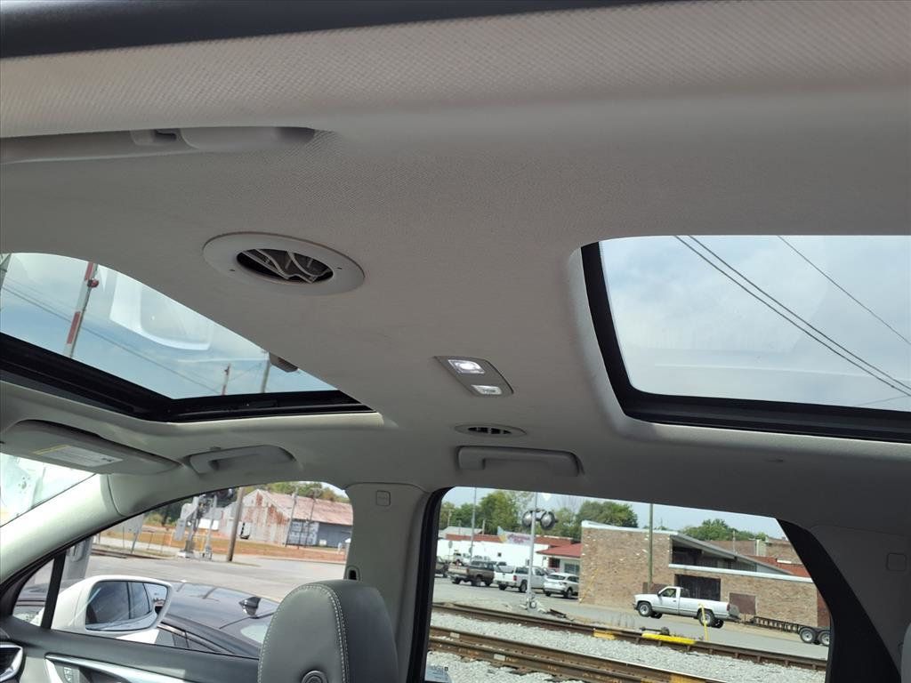 2020 Buick Enclave FWD 4dr Essence - 22917564 - 19