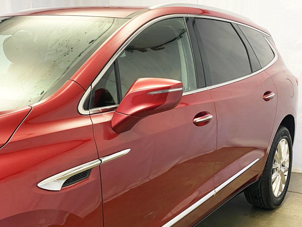 2020 Buick Enclave Essence photo 2