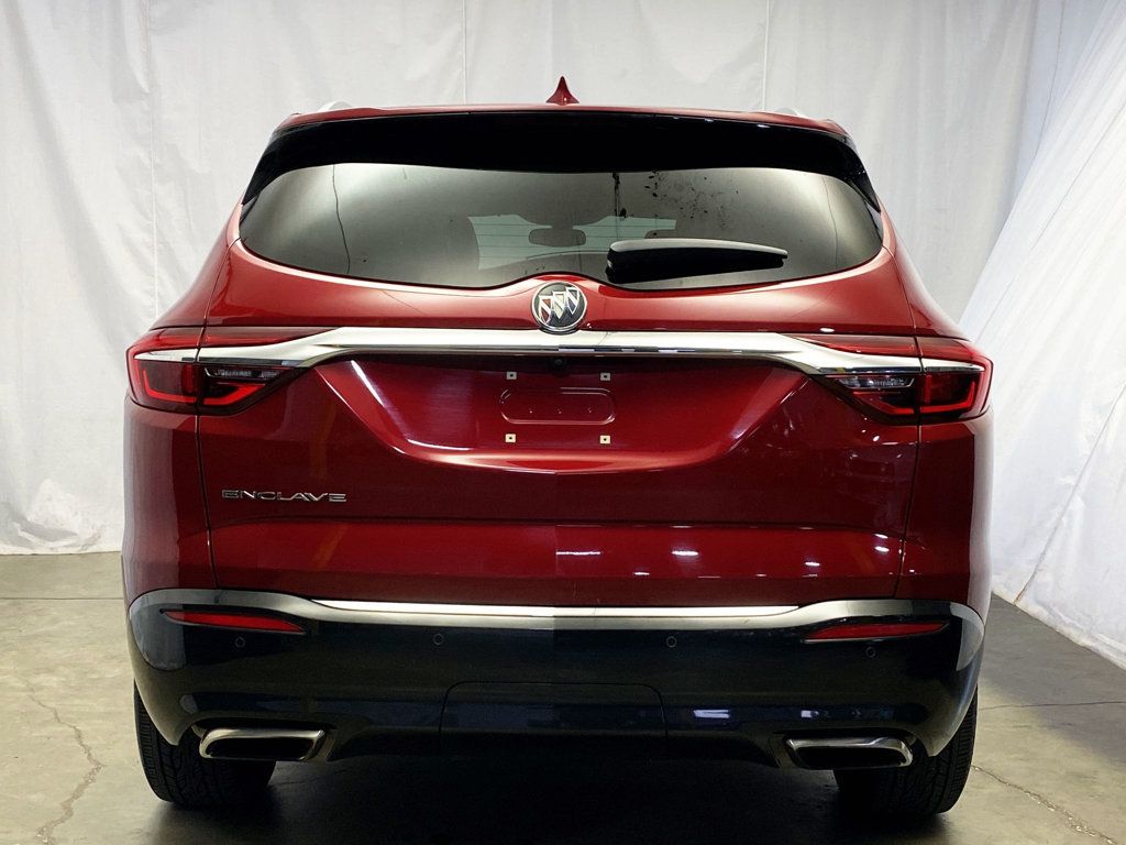 2020 Buick Enclave Essence photo 3