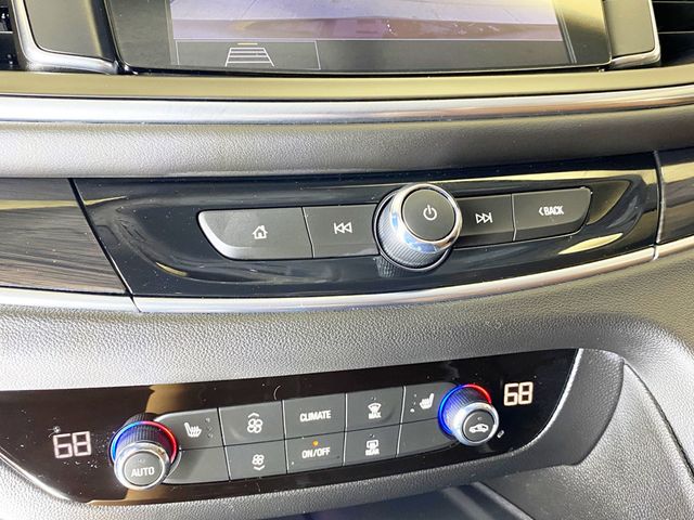 2020 Buick Enclave FWD 4dr Essence - 22912130 - 35